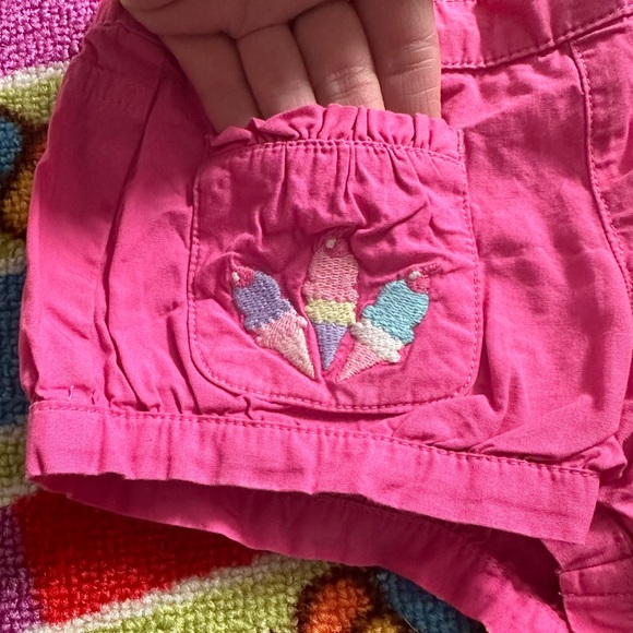 Gymboree Baby girls 👧 pink shorts. 🩳 - Picture 3 of 4